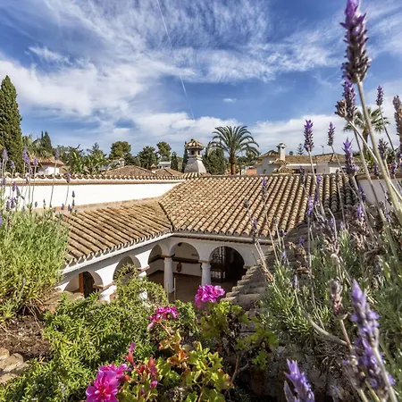 Villa Vivi Homes - Bella - Private Pool - Garden Marbellac