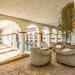Vivi Homes - Bella - Private Pool - Garden Villa Marbella