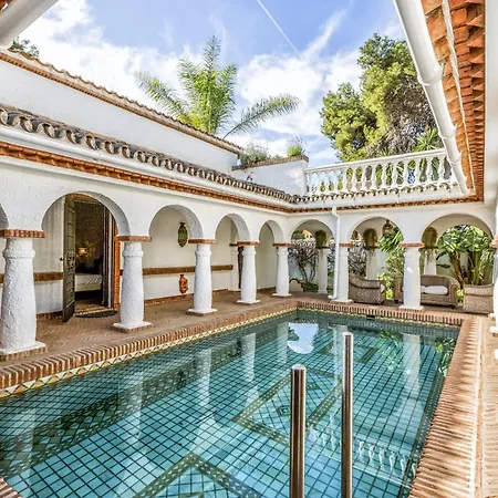 וילה Vivi Homes - Bella - Private Pool - Garden