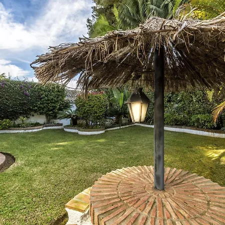 Villa Vivi Homes - Bella - Private Pool - Garden Marbella