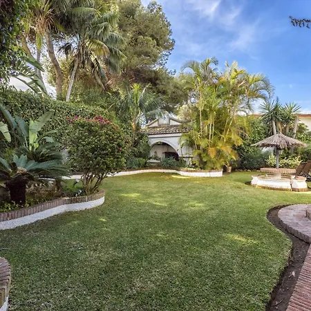 Vivi Homes - Bella - Private Pool - Garden Вилла