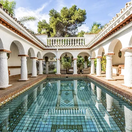 Vivi Homes - Bella - Private Pool - Garden * Marbella