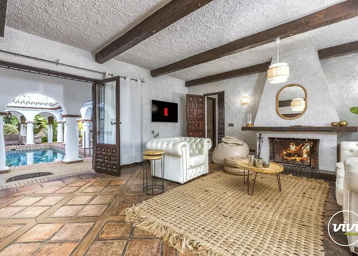 Vivi Homes - Bella - Private Pool - Garden Villa Marbella