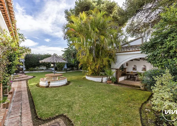 Vivi Homes - Bella - Private Pool - Garden Вілла