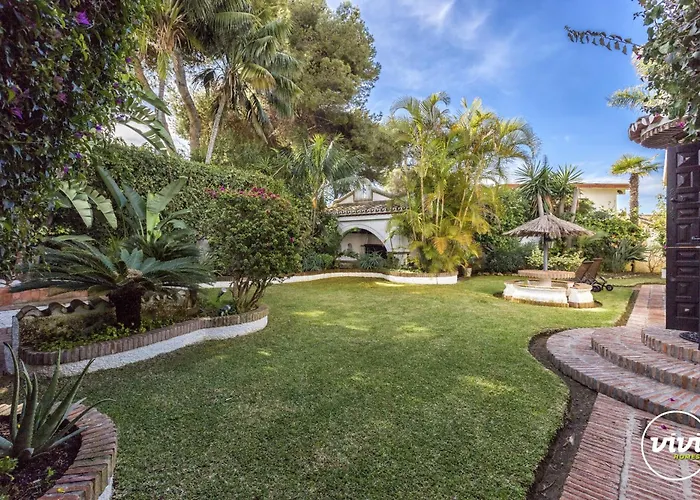 Vivi Homes - Bella - Private Pool - Garden Villa